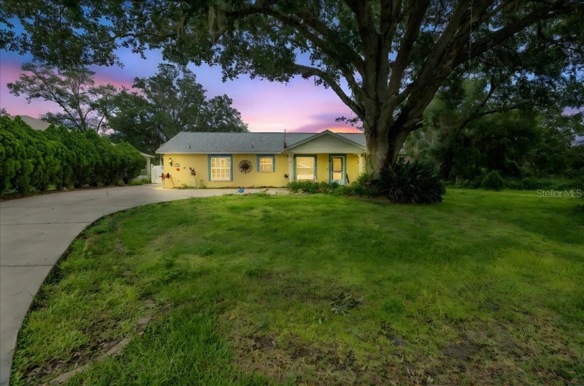 12028 San Angela Drive, San Antonio, FL 33576