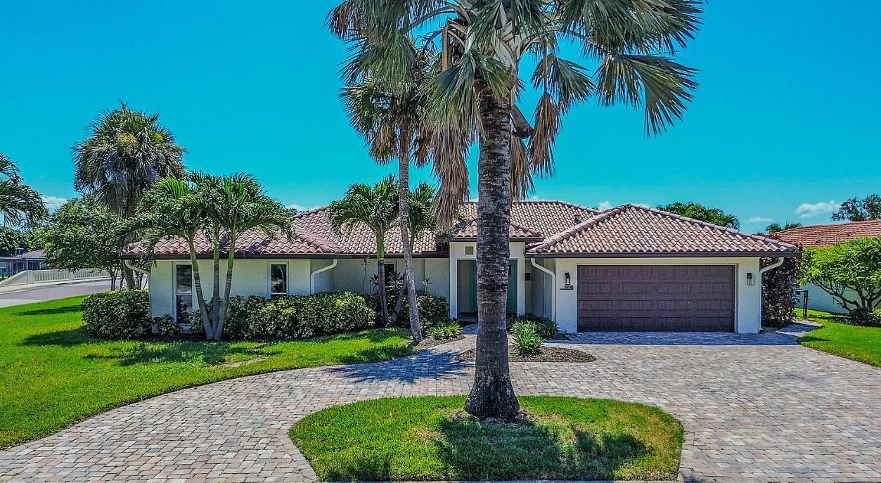 1998 Kansas Ave., St Petersburg, FL 33703