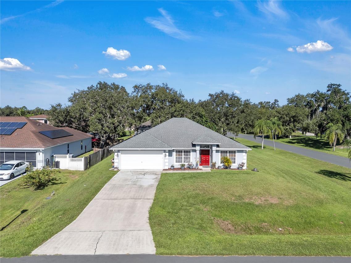 2926 Foraker Way, Kissimmee, FL 34758