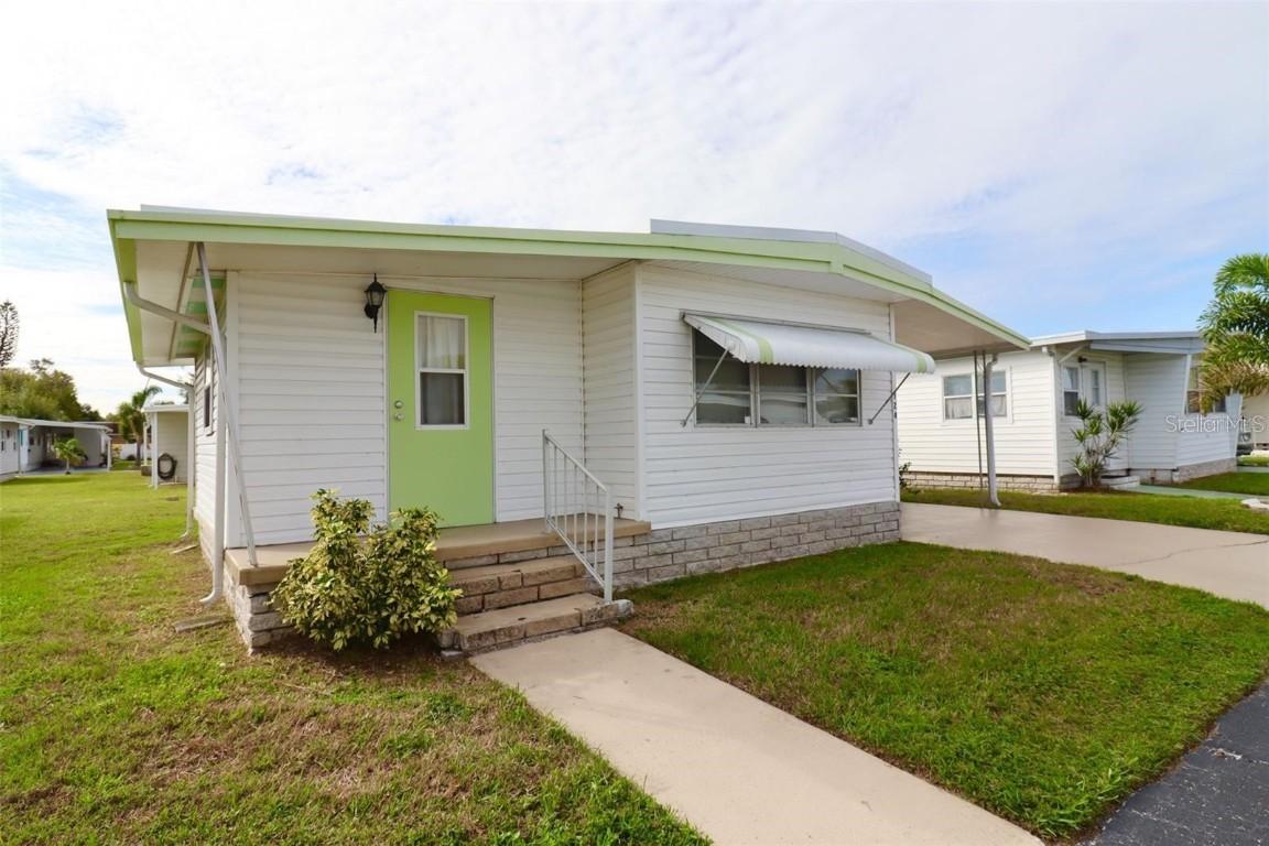 11200 Walsingham Rd. #124, Largo, FL 33778