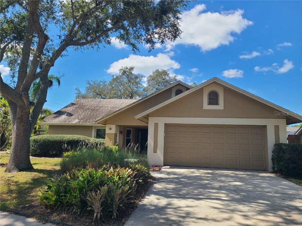 760 Moorland Ln., Palm Harbor, FL 34683