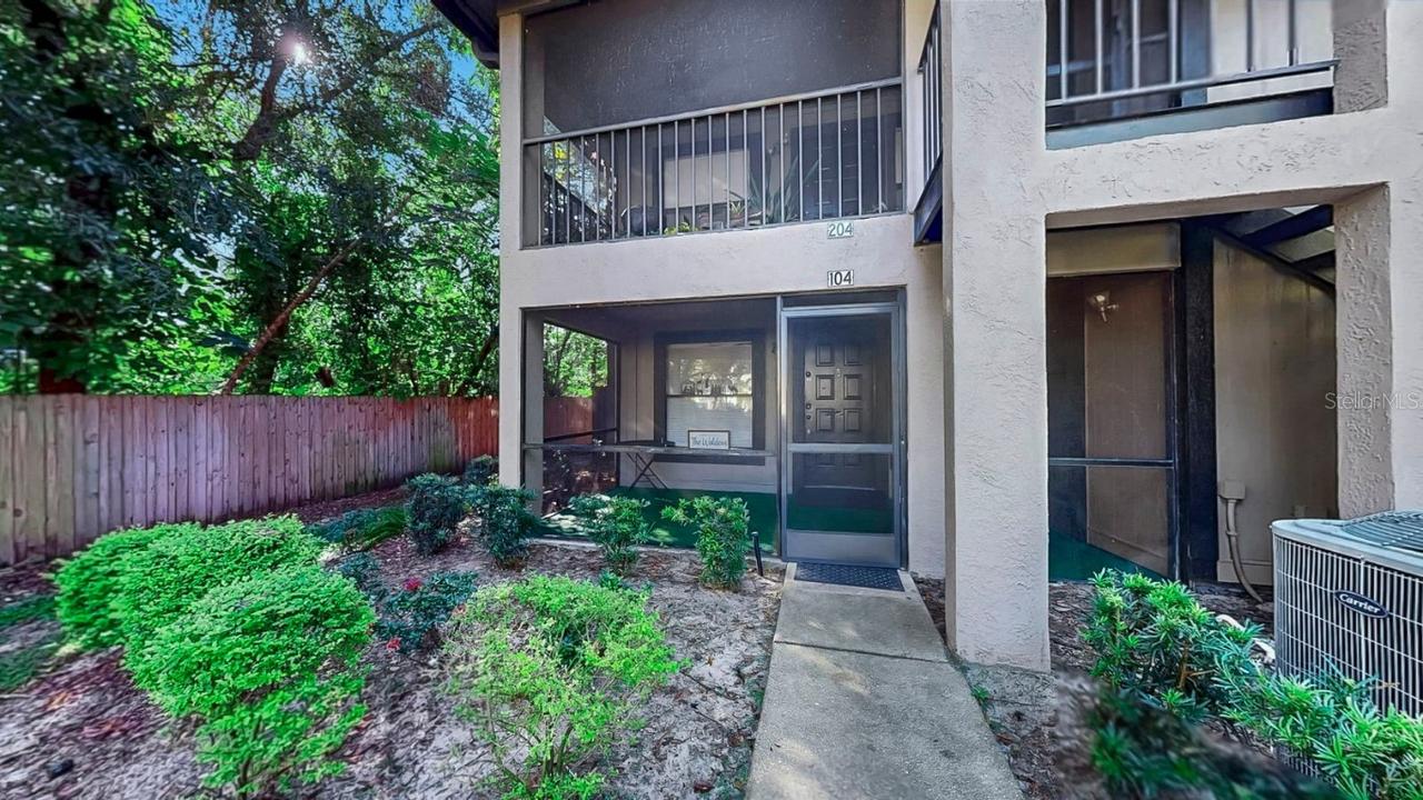 4036 Angel Oak Ct. #104, Tampa, FL 33613