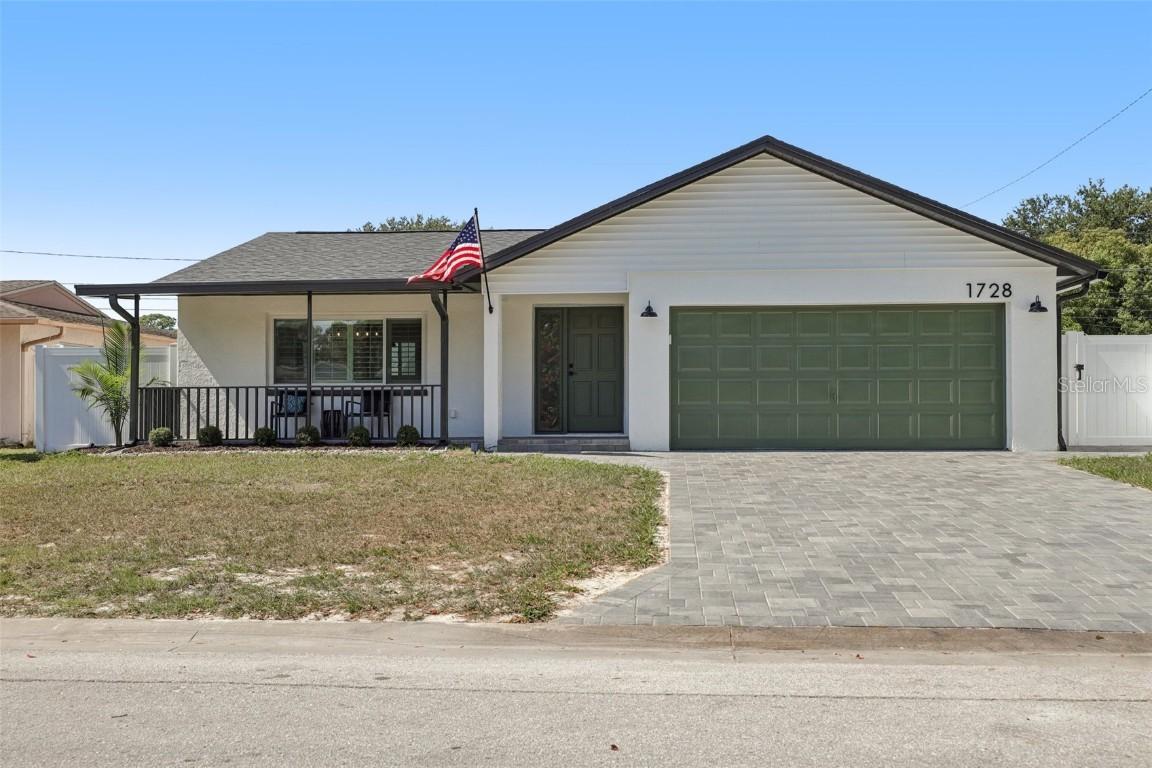 1728 W Lagoon Cir., Clearwater, FL 33765