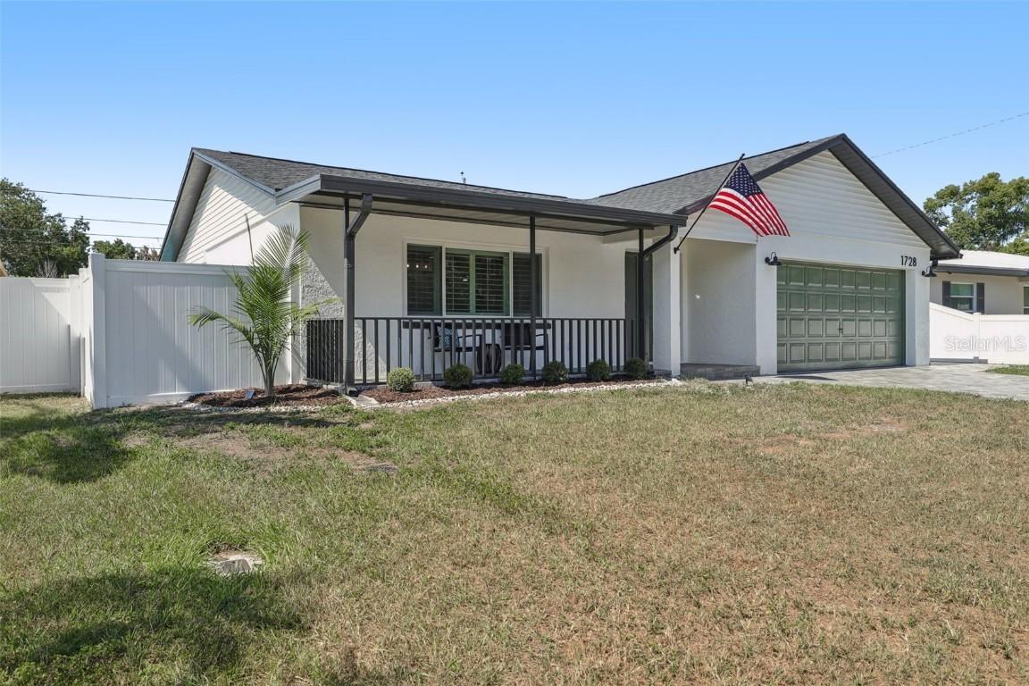 1728 W Lagoon Cir., Clearwater, FL 33765