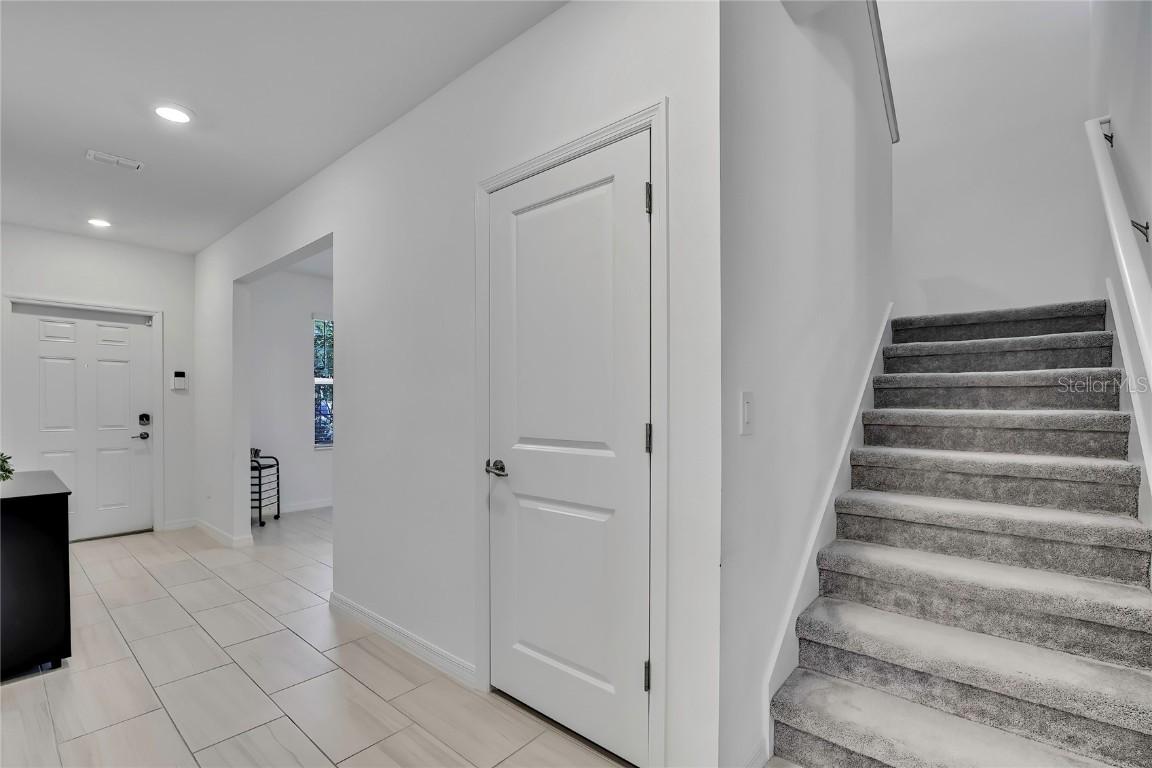 10090 Gentle Rain Dr., Land O Lakes, FL 34638