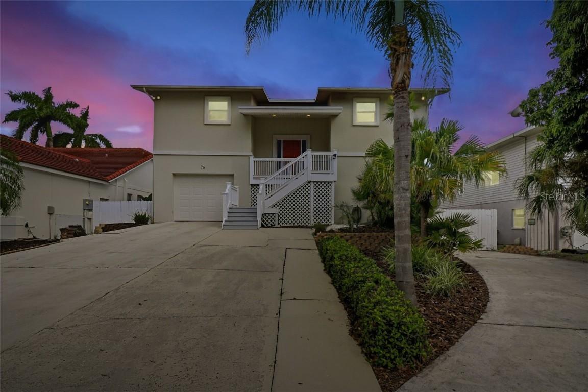 76 Gulfwinds Dr., Palm Harbor, FL 34683
