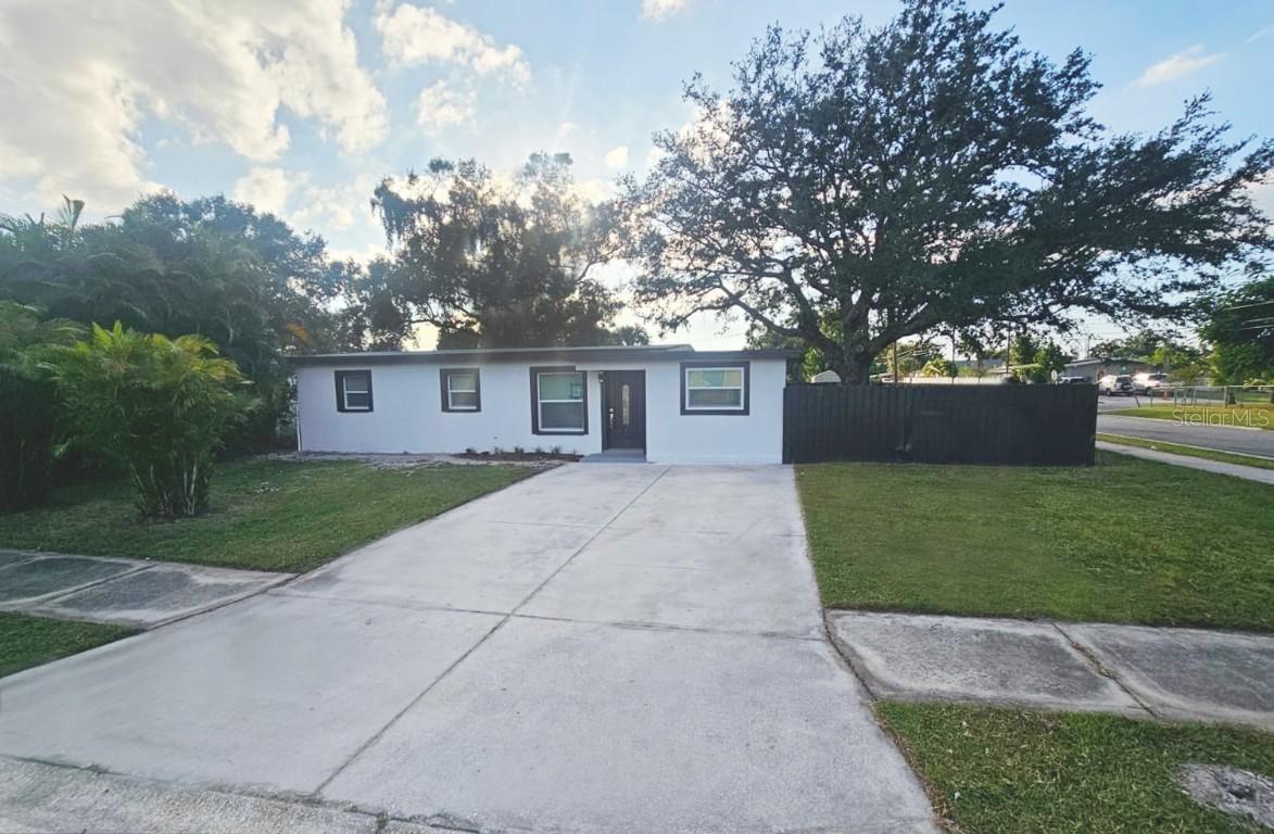 6020 N Olive Ave., Tampa, FL 33614