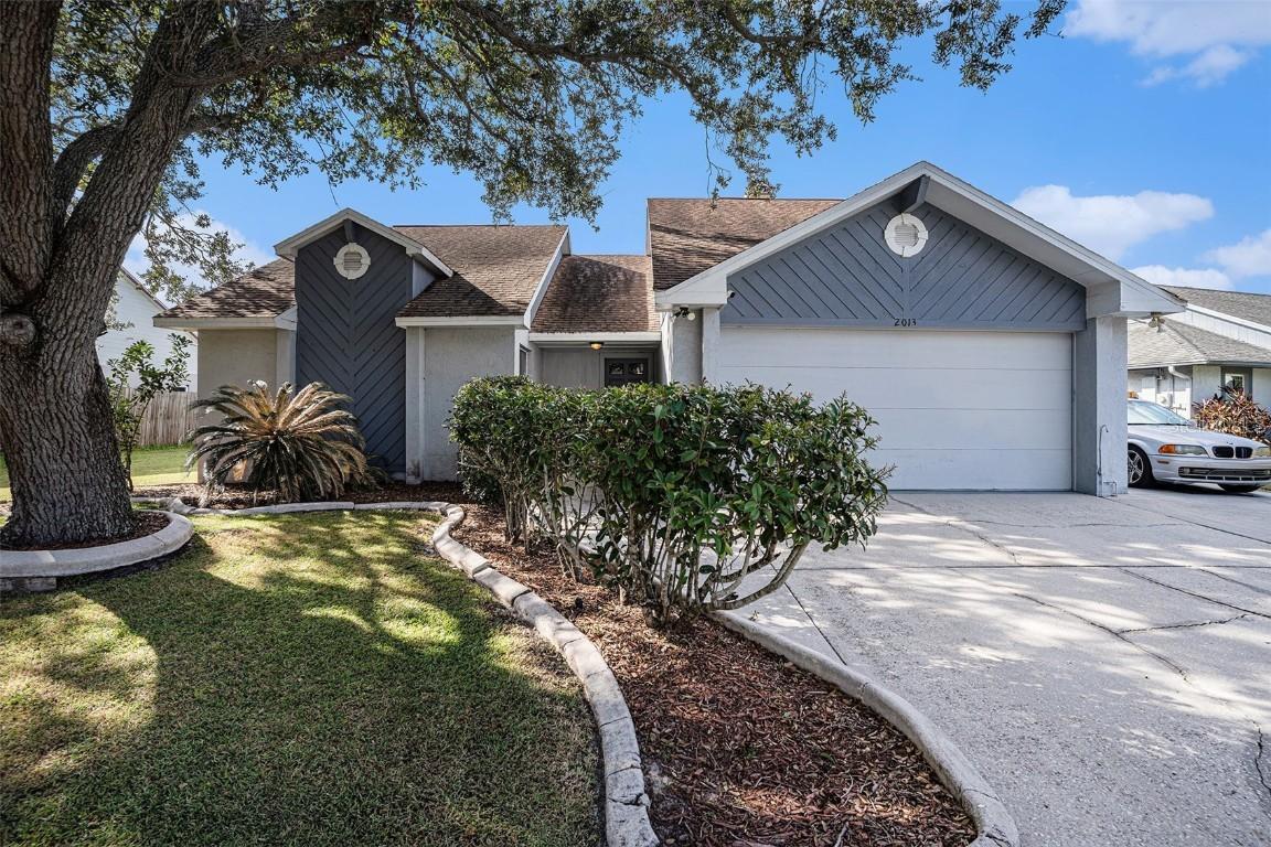 2013 Shadow Pine Dr., Brandon, FL 33511