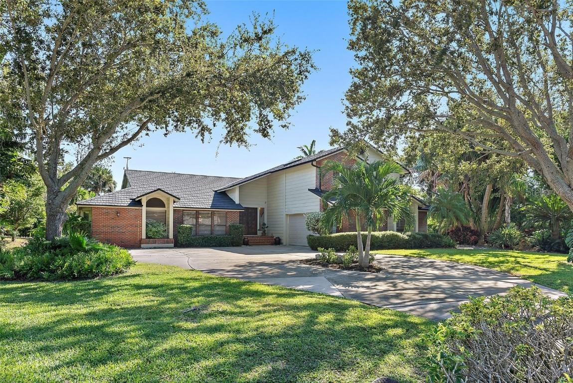 2371 Landings Cir., Bradenton, FL 34209