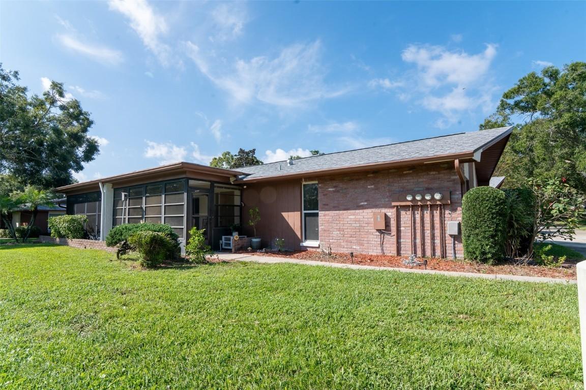 2241 Shelly Dr. #D, Palm Harbor, FL 34684