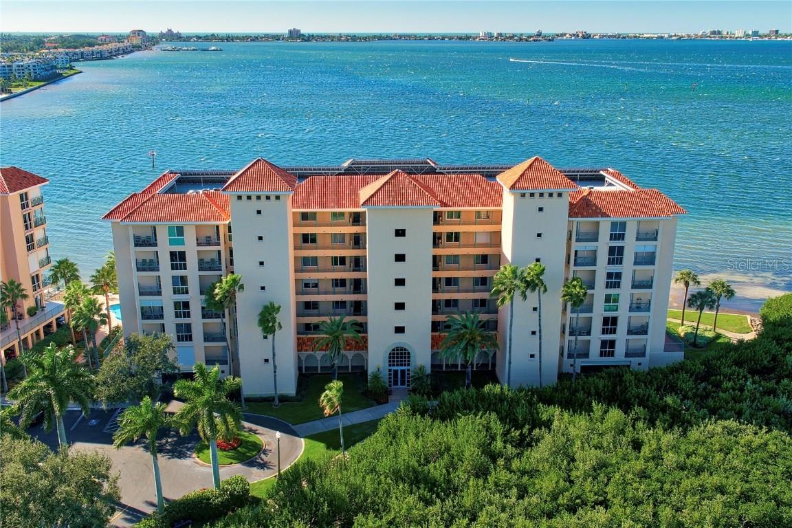 4850 Osprey Dr. #105, St Petersburg, FL 33711