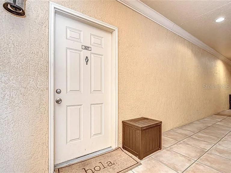 4323 Bayside Village Dr. #327, Tampa, FL 33615