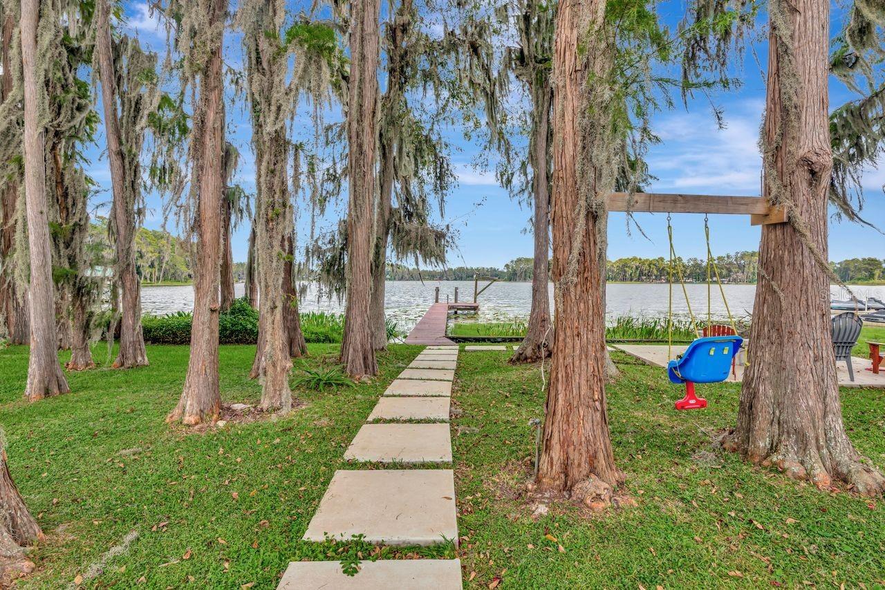 19207 Crooked Ln., Lutz, FL 33548