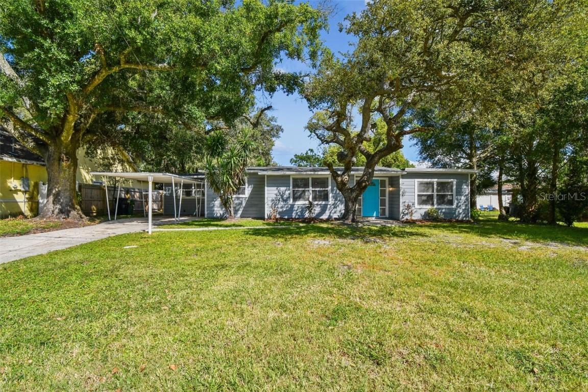 1507 W Le Compte Dr., Tampa, FL 33604