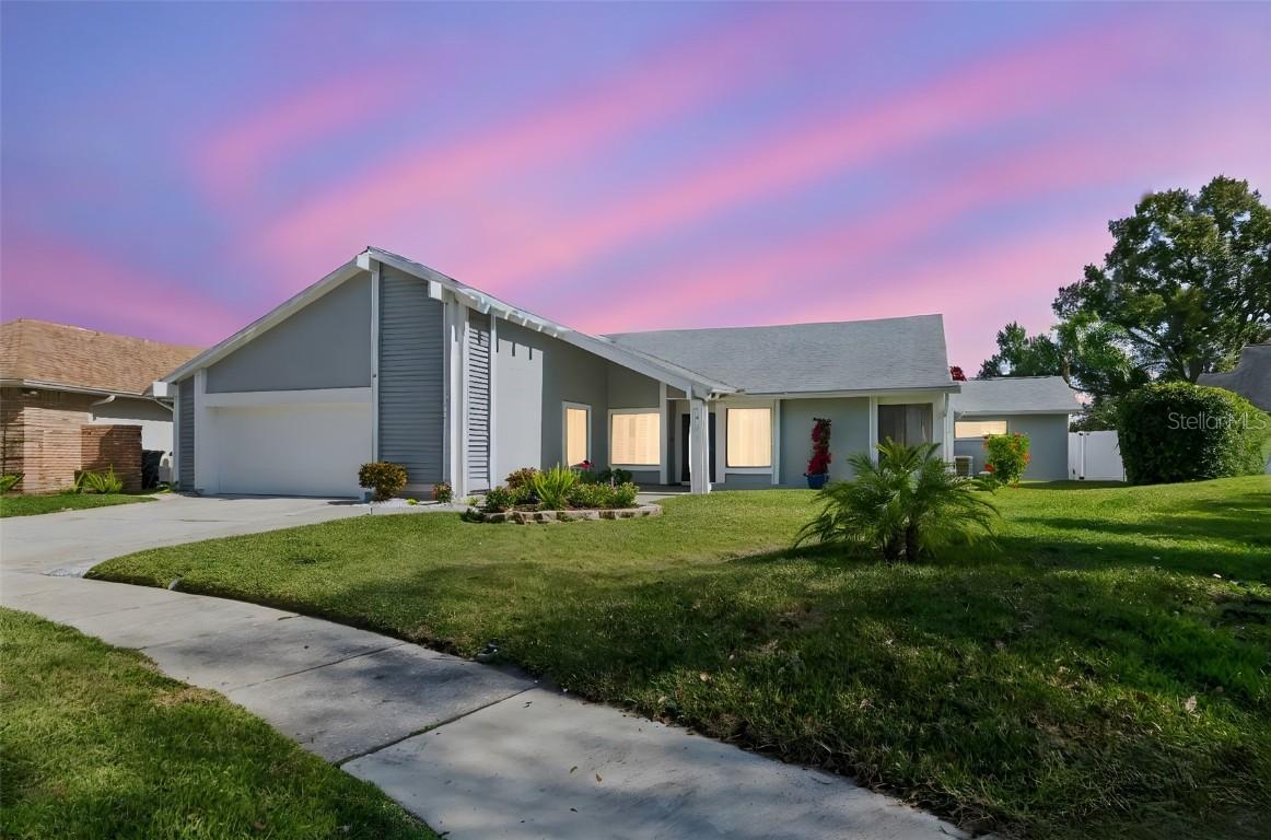 14603 Village Glen Cir., Tampa, FL 33618