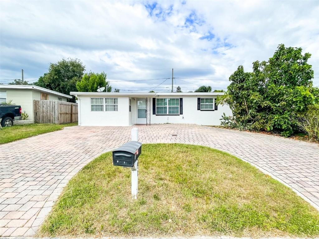 10491 117th Dr., Largo, FL 33773