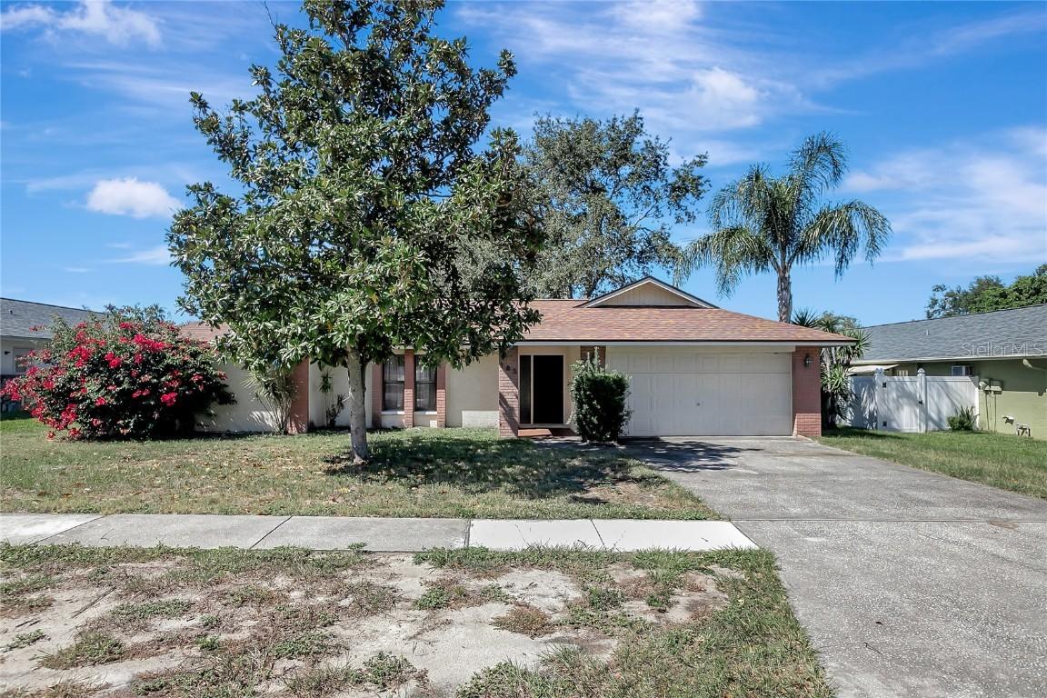 185 Foxcroft Dr., Palm Harbor, FL 34683