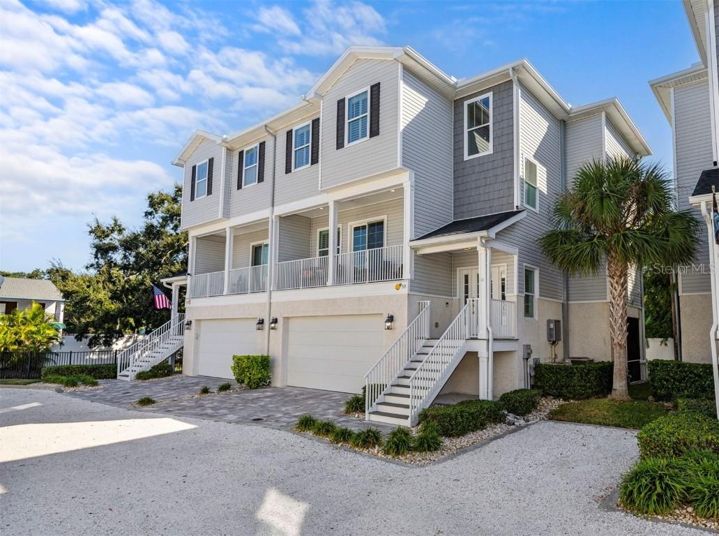 515 Douglas Pl., Dunedin, FL 34698