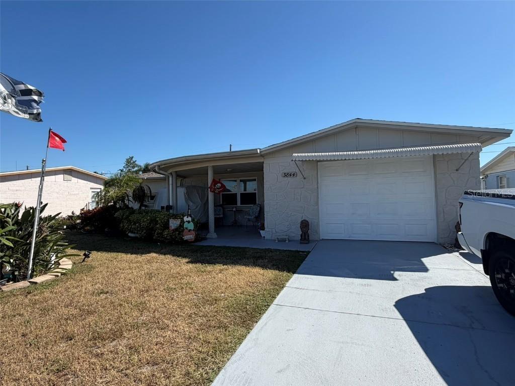 3844 Redwood Dr., Holiday, FL 34691