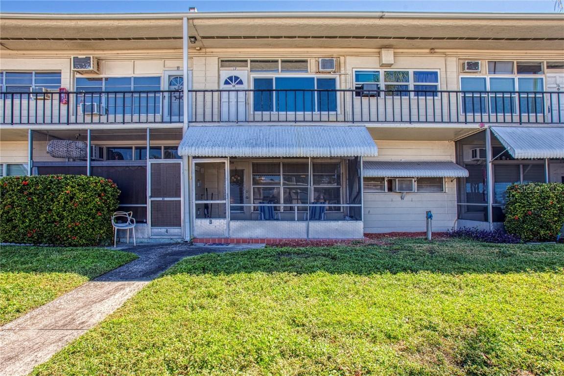 4001 58th St. #3, Kenneth City, FL 33709