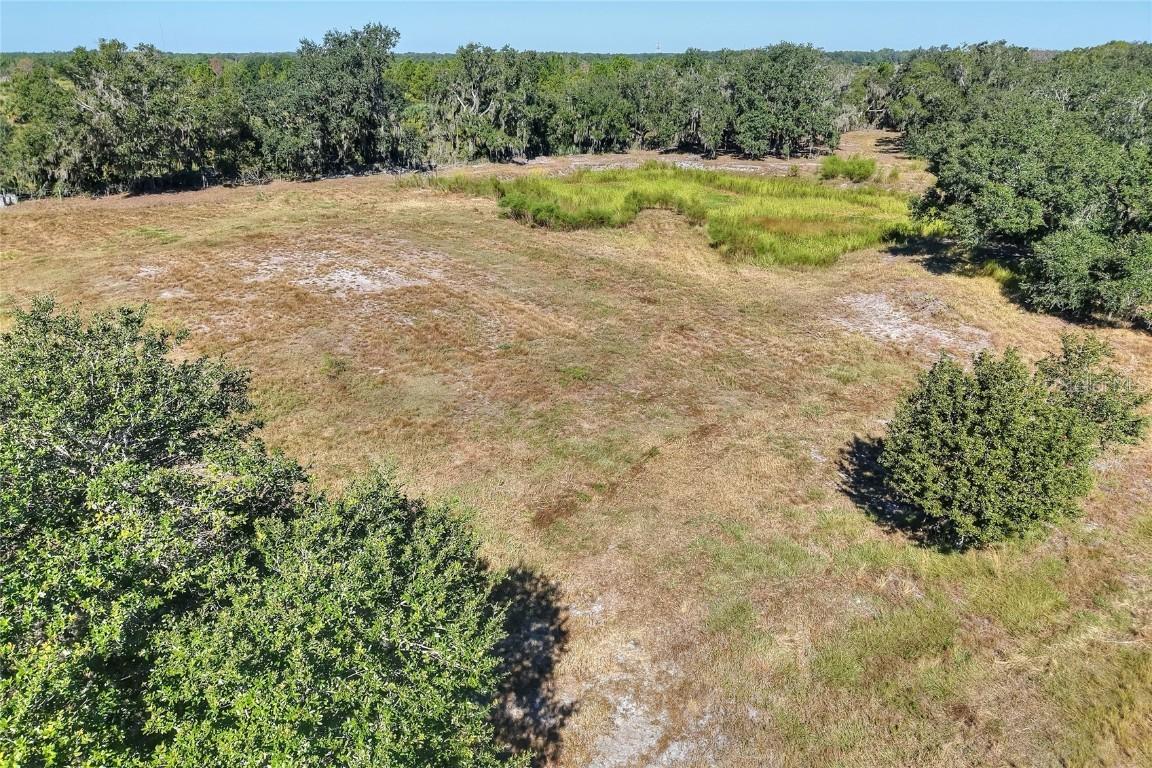 462 Moccasin Hollow Rd., Lithia, FL 33547