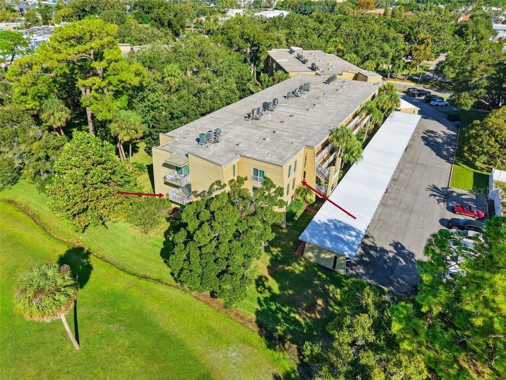 225 Country Club Dr. #E252, Largo, FL 33771