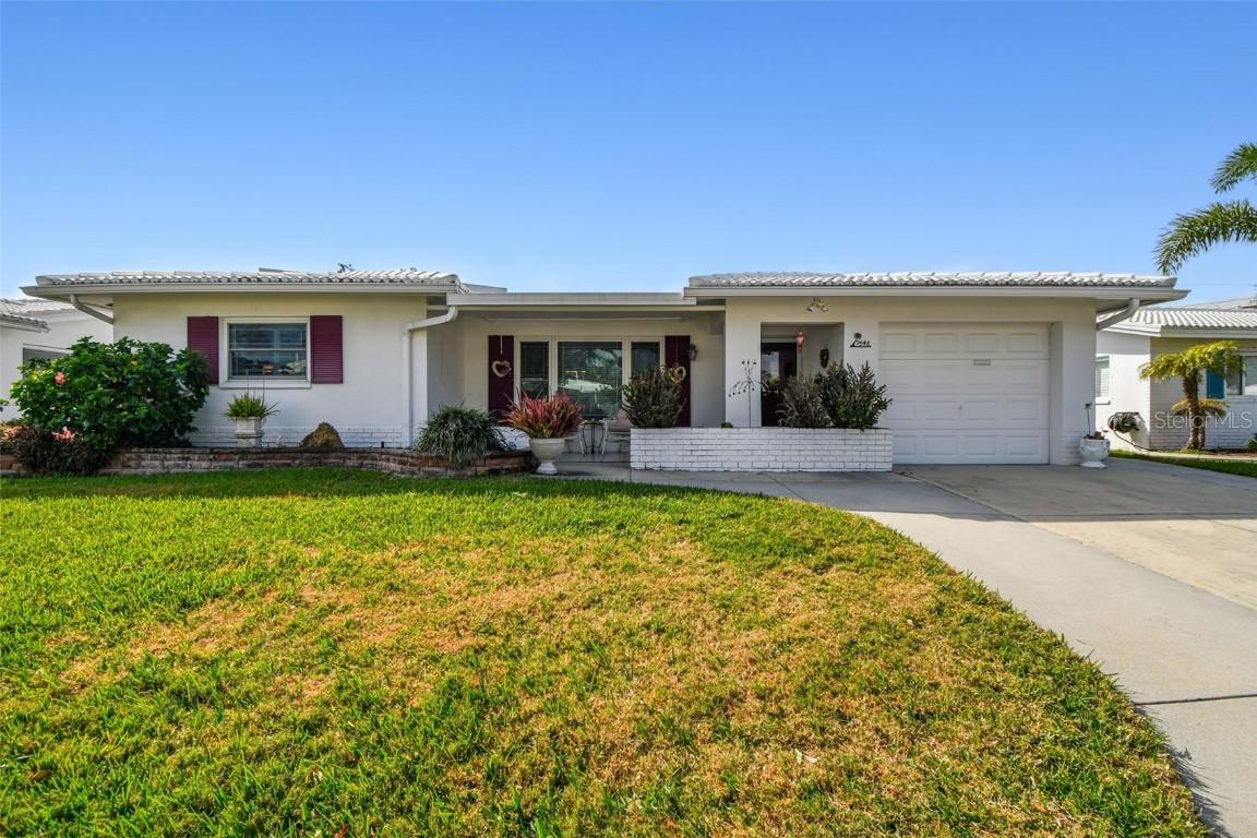 9548 141st St., Seminole, FL 33776