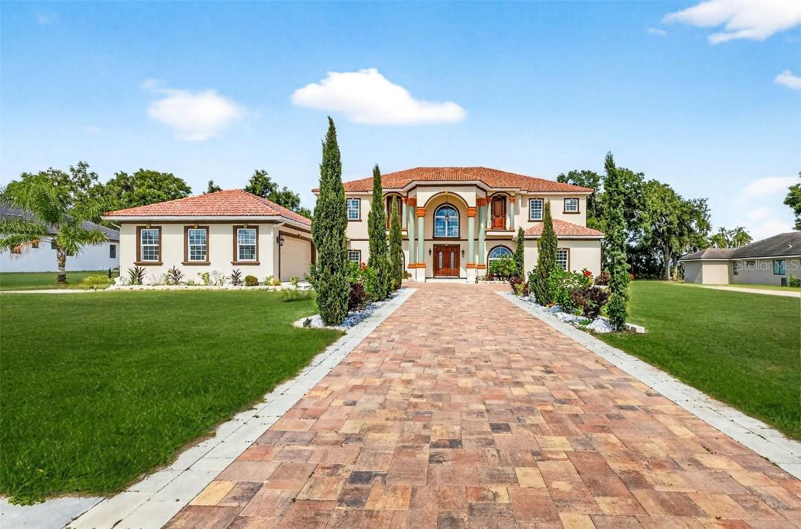 10908 Flint Estates Dr., Thonotosassa, FL 33592