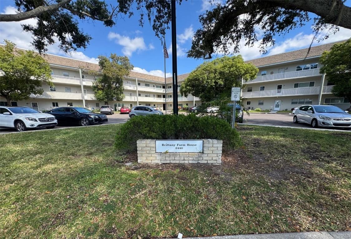 2440 World Parkway Blvd. #60, Clearwater, FL 33763