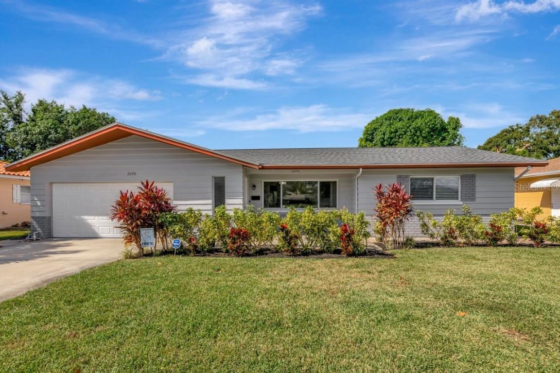 2098 35th St., St Petersburg, FL 33713