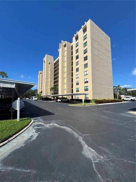 2621 Cove Cay Dr. #105, Clearwater, FL 33760