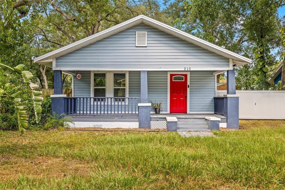 210 E Cluster Ave., Tampa, FL 33604