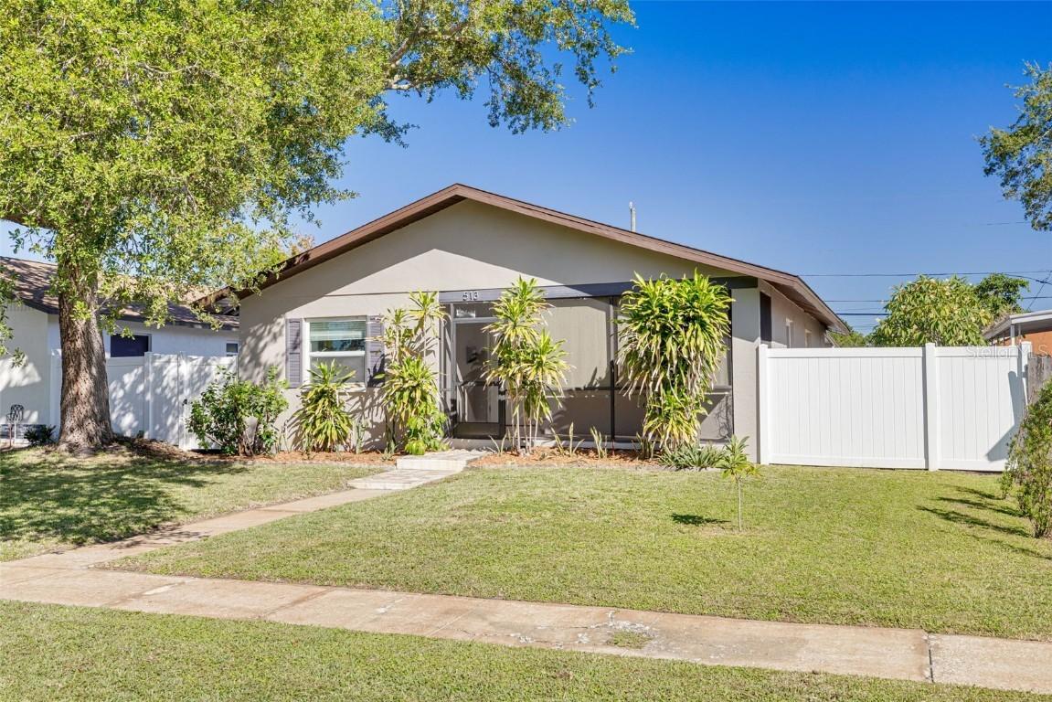 513 89th Ave., St Petersburg, FL 33702