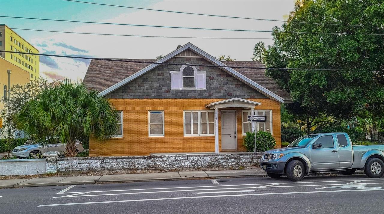 852 4th Ave., St Petersburg, FL 33701
