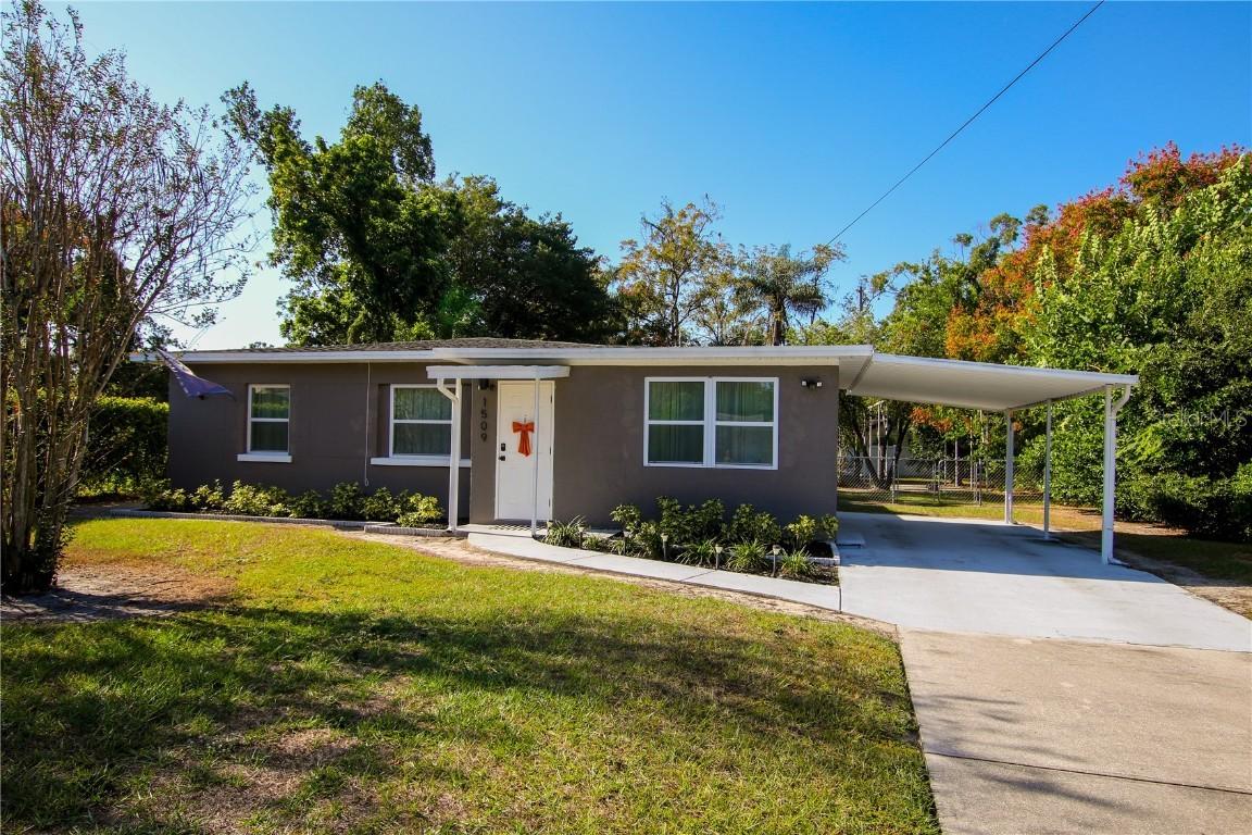 1509 E Mcberry St., Tampa, FL 33610