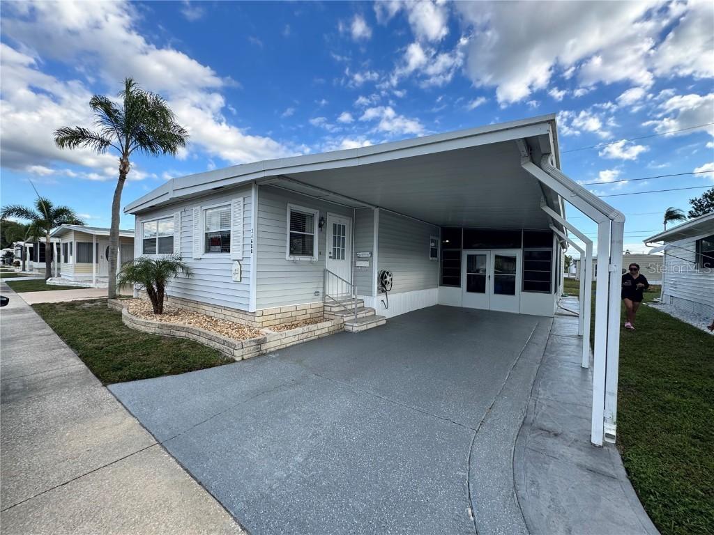 34608 Pine Dr., Pinellas Park, FL 33781