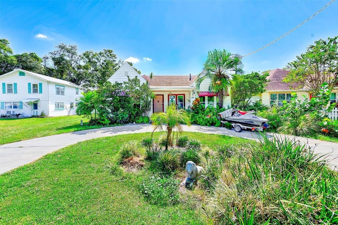 519 11th Ave., Largo, FL 33770
