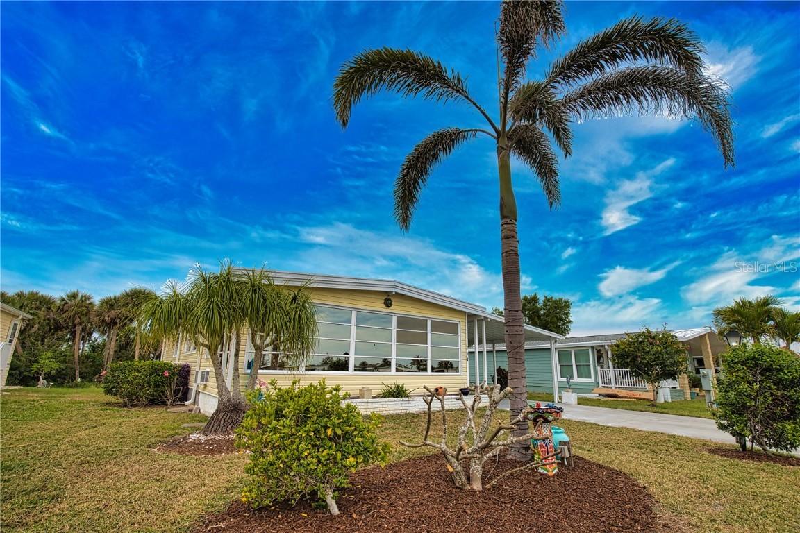 748 Sanchez Cir., North Port, FL 34287