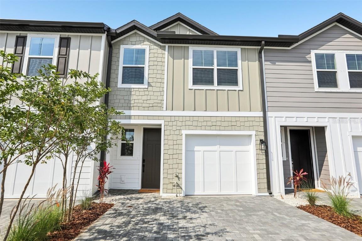 7650 Deer Valley Circle, Tampa, FL 33635