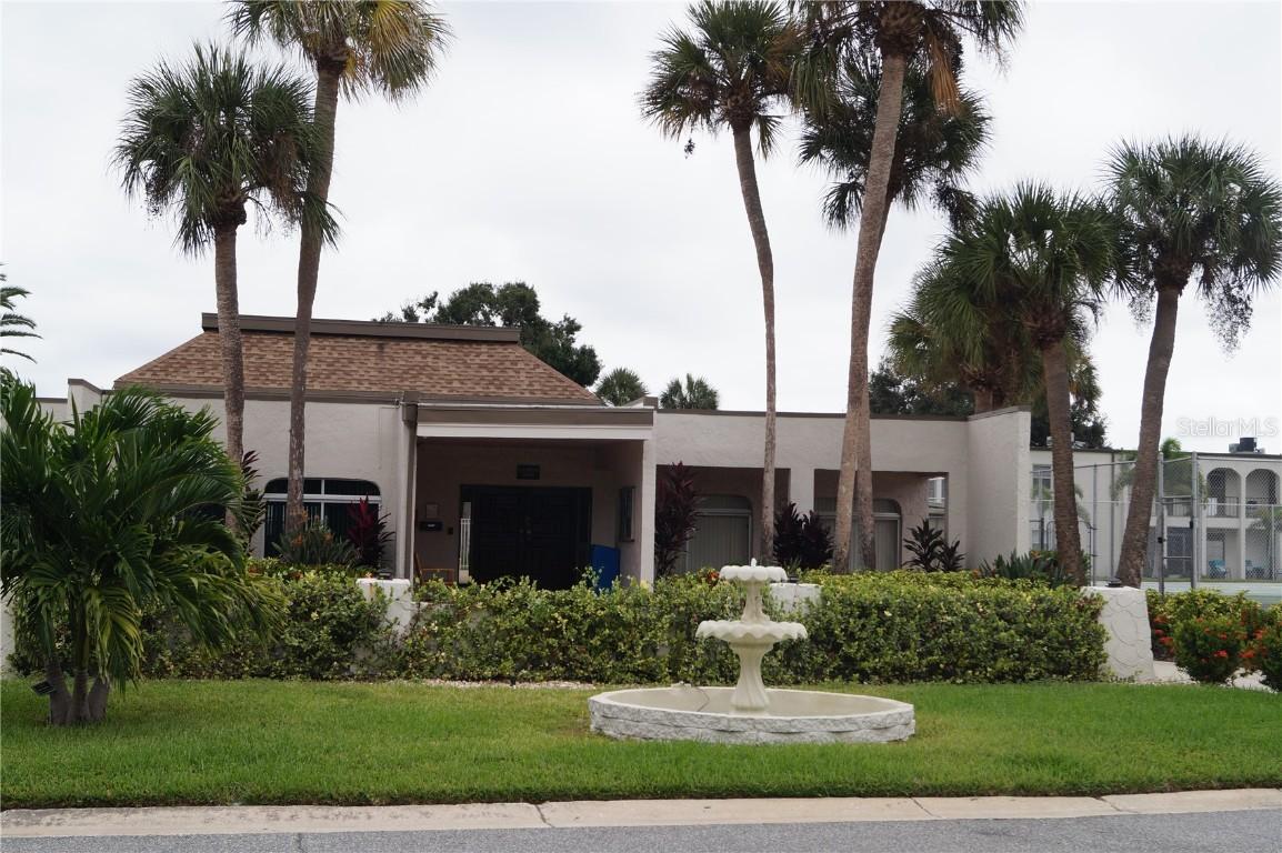 7701 Starkey Rd. #408, Seminole, FL 33777