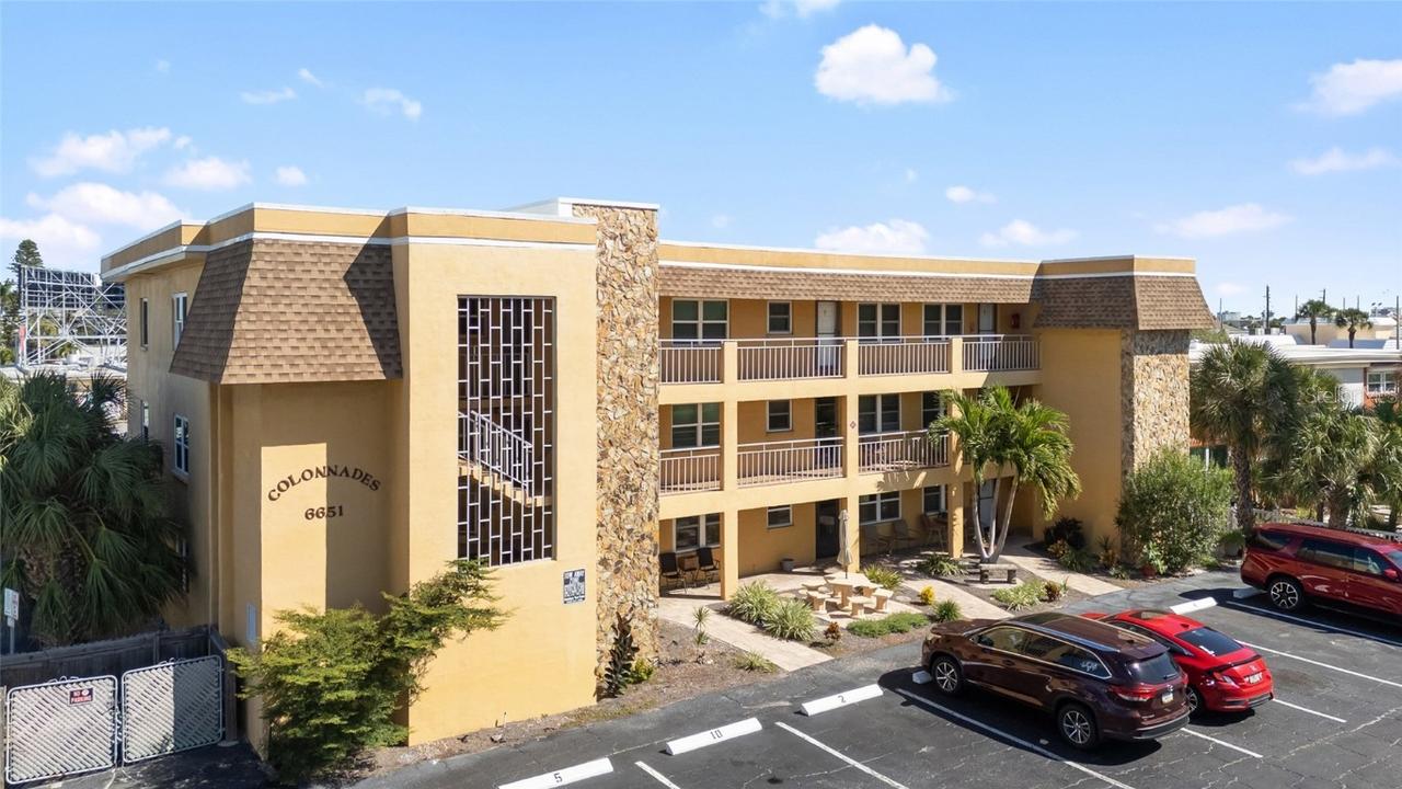 6651 Sunset Way #9, St Pete Beach, FL 33706