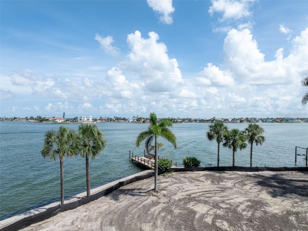 1 Paradise Ln., Treasure Island, FL 33706