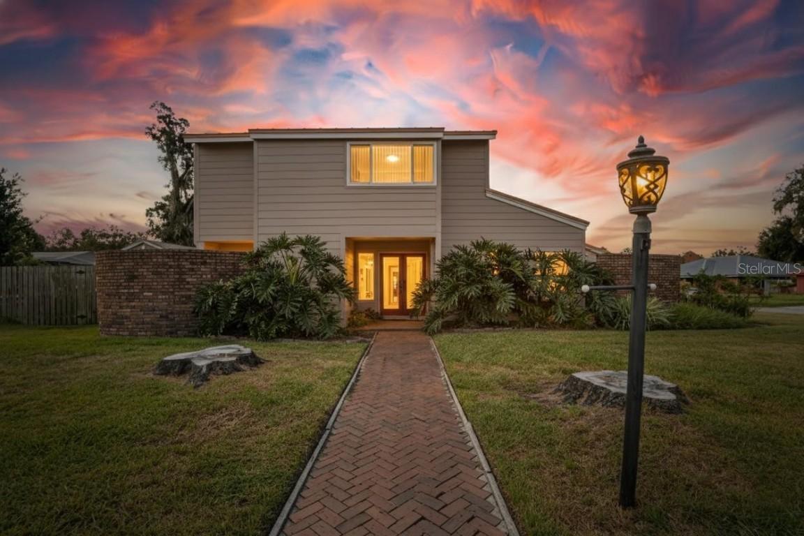 1615 Teakwood Dr., Plant City, FL 33563