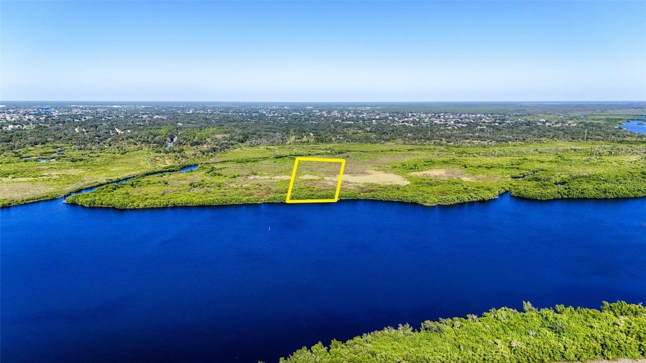1352 Monterey Ct., Punta Gorda, FL 33983