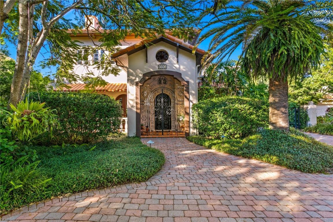 4803 W Woodmere Rd., Tampa, FL 33609