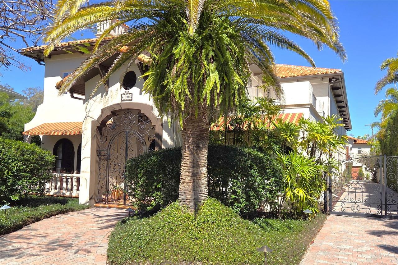 4803 W Woodmere Rd., Tampa, FL 33609