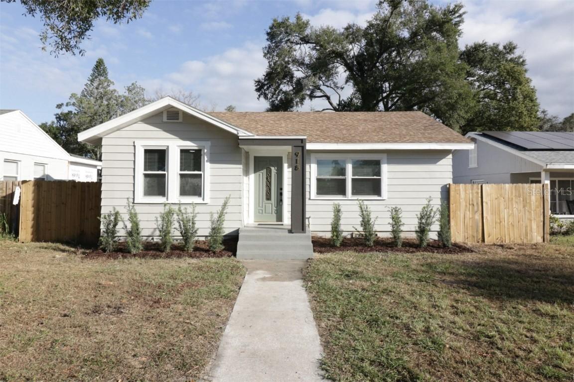 918 E Lambright St., Tampa, FL 33604