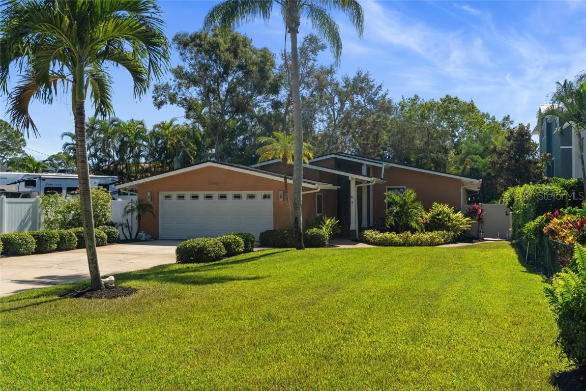 13000 Hibiscus Ave., Seminole, FL 33776