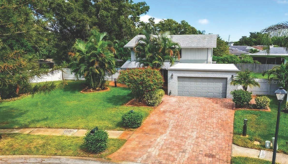 10135 133rd St., Seminole, FL 33776
