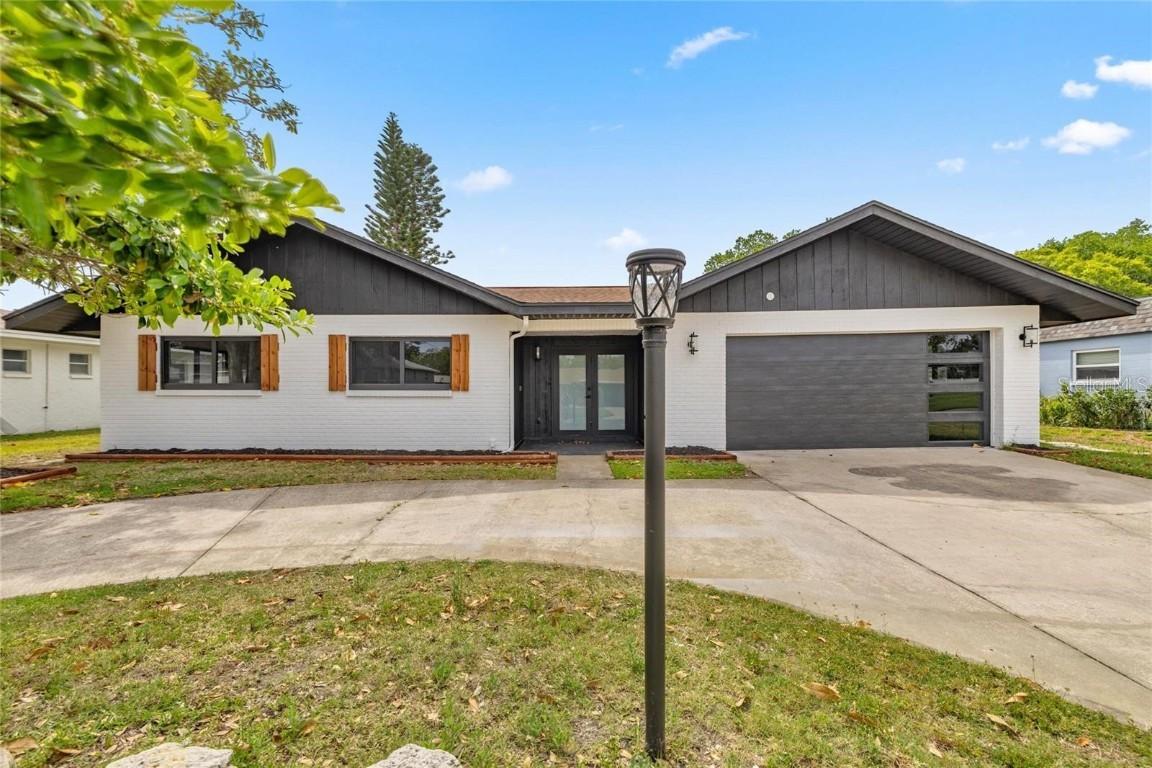 1218 SE 4th Ave., Crystal River, FL 34429